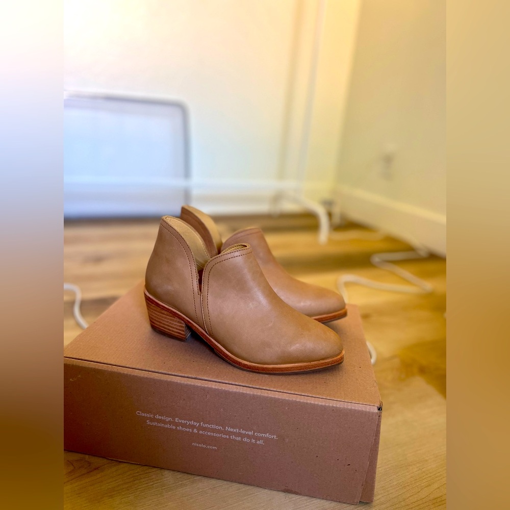 Nisolo Classic Everyday Ankle Bootie